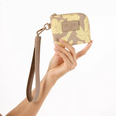 Go-To Wristlet | Puakenikeni Buds
