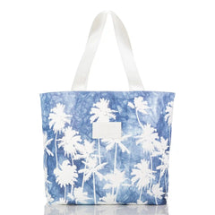 Day Tripper | Coco Palms