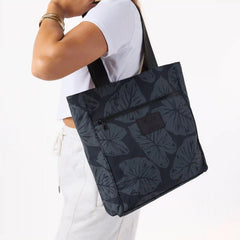 Keep It Light Daily Tote | Kalo