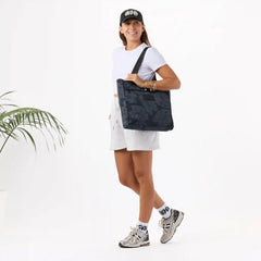 Keep It Light Daily Tote | Kalo