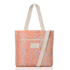 Keep It Light Daily Tote | Lei Stand