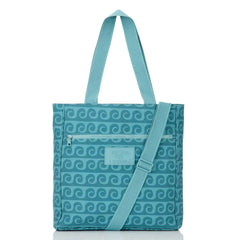 Keep It Light Daily Tote | Party Wave
