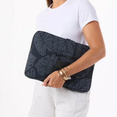 Keep It Light Laptop Case 16 Inch | Kalo